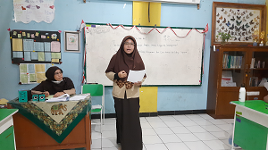 bulan bahasa smp 3